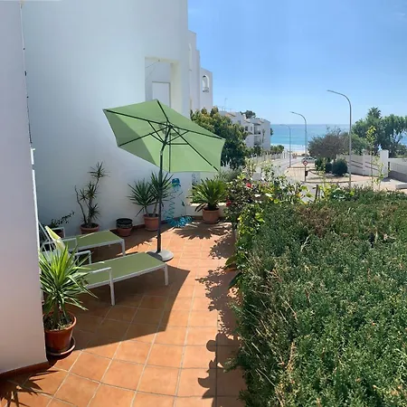 Con Terraza En Primera Linea De Playa * Conil De La Frontera