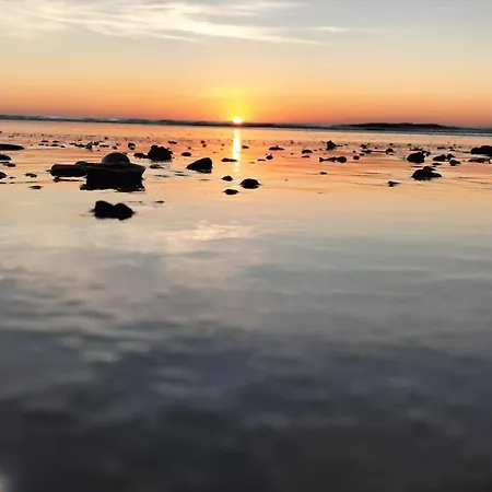 Apartamento Con Terraza En Primera Línea De Playa *