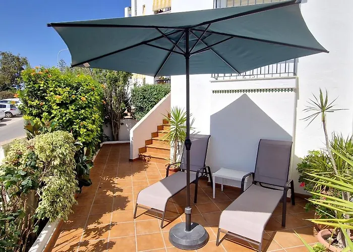 Con Terraza En Primera Línea De Playa Conil De La Frontera