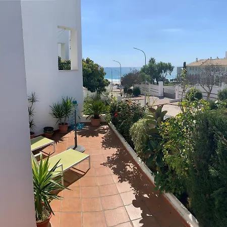 Con Terraza En Primera Linea De Playa Apartmán *