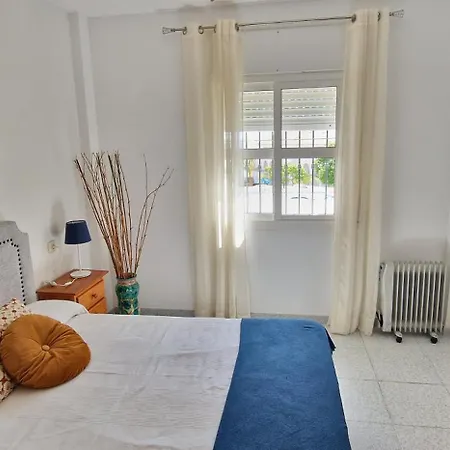 Con Terraza En Primera Linea De Playa Apartmán