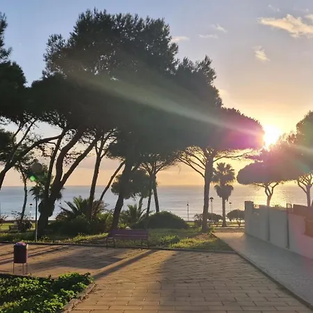 Con Terraza En Primera Linea De Playa * Conil De La Frontera